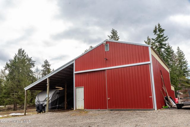 8558 W Liberty DR, Spirit Lake, ID 83869