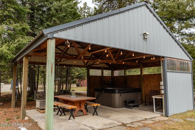 8558 W Liberty DR, Spirit Lake, ID 83869