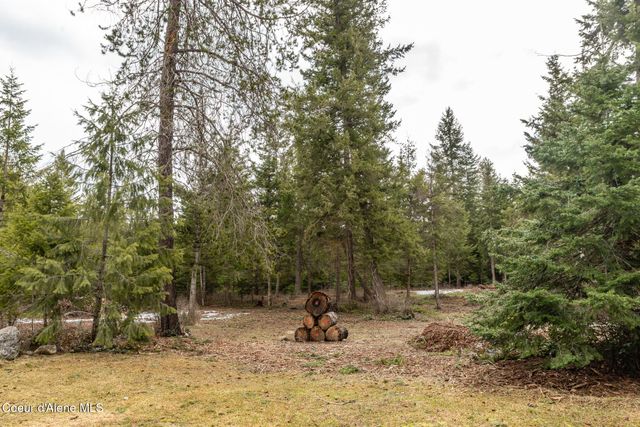 8558 W Liberty DR, Spirit Lake, ID 83869