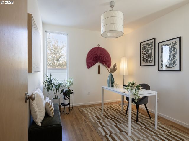 5340 Se LINCOLN St, Portland, OR 97215