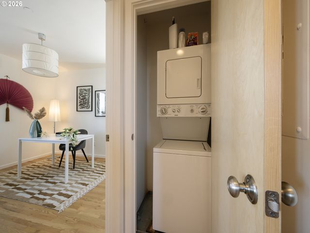 5340 Se LINCOLN St, Portland, OR 97215