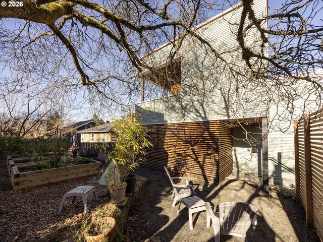 5340 Se LINCOLN St, Portland, OR 97215