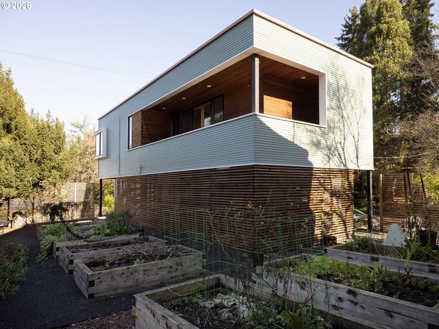 5340 Se LINCOLN St, Portland, OR 97215