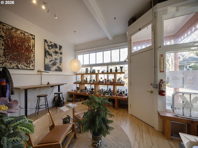 5340 Se LINCOLN St, Portland, OR 97215