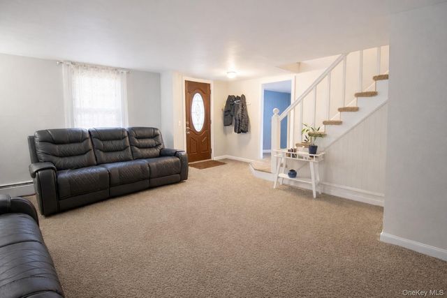 9 Benedict Lane 5-7, New Windsor, NY 12553