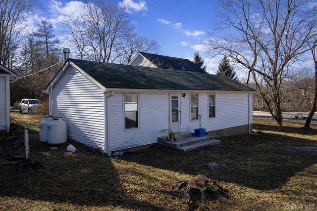 9 Benedict Lane 5-7, New Windsor, NY 12553