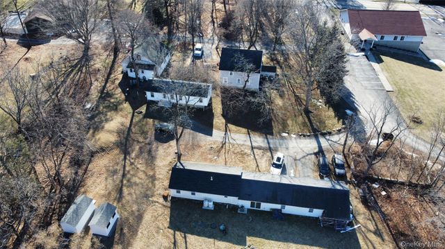 9 Benedict Lane 5-7, New Windsor, NY 12553