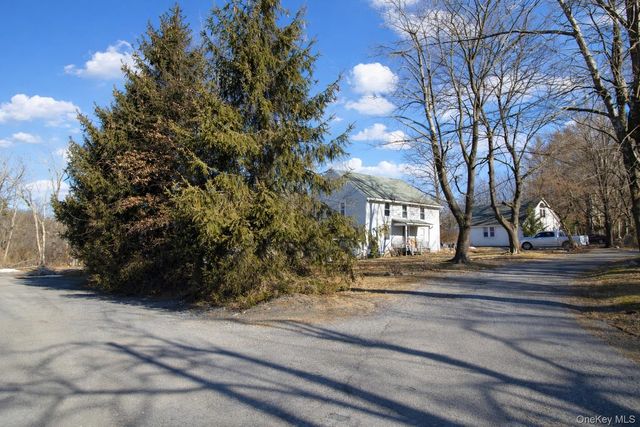 9 Benedict Lane 5-7, New Windsor, NY 12553