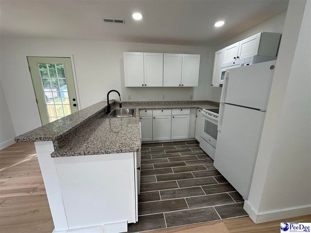 96 Chapman Drive, Cheraw, SC 29520