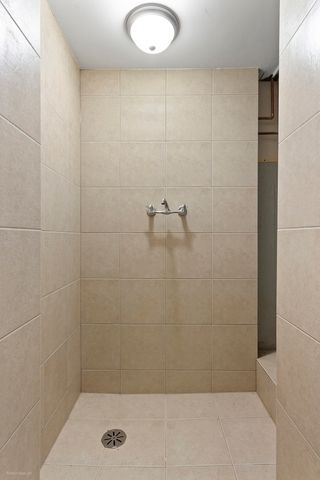 2047 Wilmette Avenue, Wilmette, IL 60091