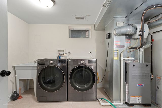 2047 Wilmette Avenue, Wilmette, IL 60091