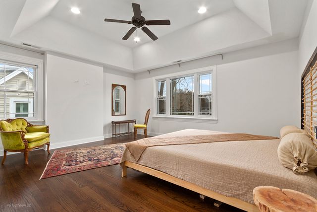 2047 Wilmette Avenue, Wilmette, IL 60091