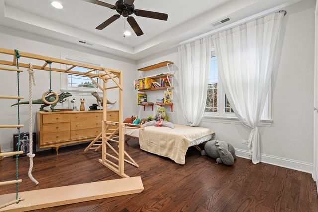 2047 Wilmette Avenue, Wilmette, IL 60091