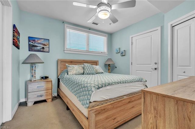 3738 Sandpiper Rd Apt 433B, Virginia Beach, VA 23456