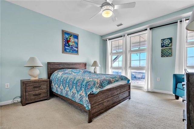 3738 Sandpiper Rd Apt 433B, Virginia Beach, VA 23456