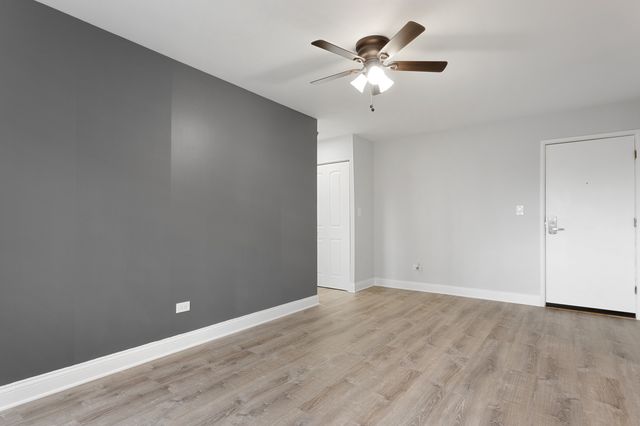6001 N Kenmore Avenue 212, Chicago, IL 60660