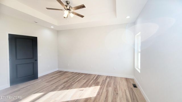 1461 Grandeur Avenue, Parrottsville, TN 37843