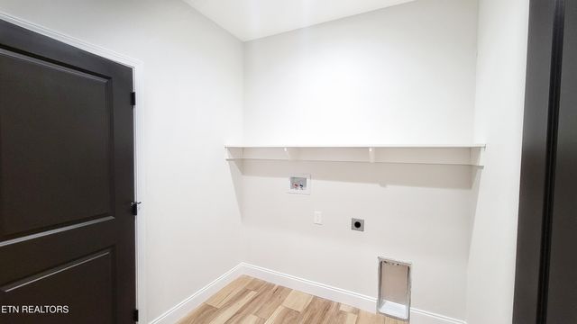 1461 Grandeur Avenue, Parrottsville, TN 37843