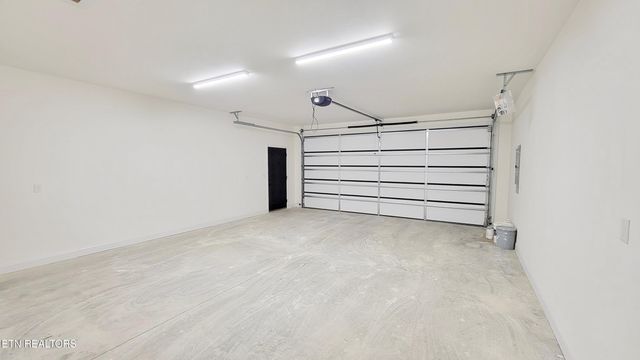 1461 Grandeur Avenue, Parrottsville, TN 37843