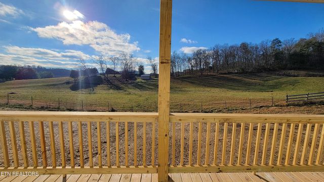 1461 Grandeur Avenue, Parrottsville, TN 37843