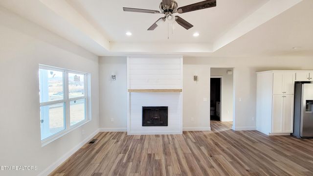 1461 Grandeur Avenue, Parrottsville, TN 37843