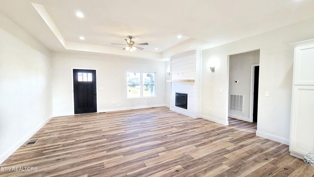 1461 Grandeur Avenue, Parrottsville, TN 37843