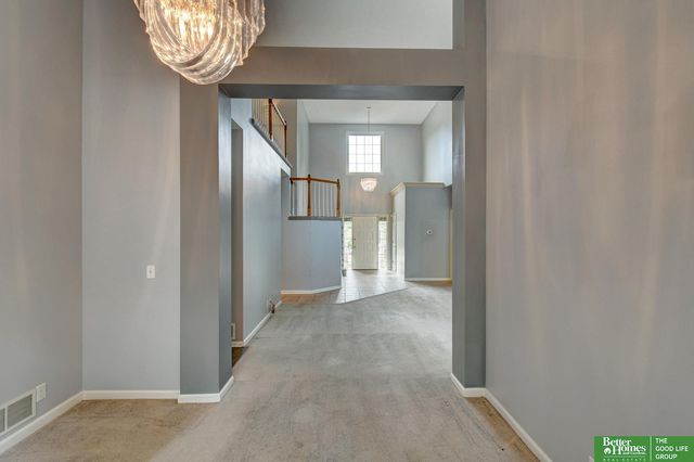 1315 S 172 Street, Omaha, NE 68130
