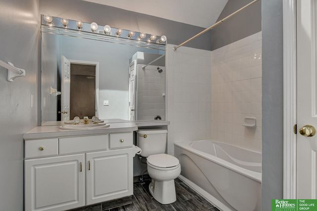 1315 S 172 Street, Omaha, NE 68130