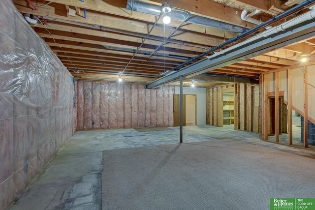 1315 S 172 Street, Omaha, NE 68130