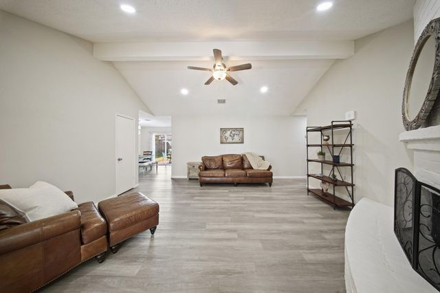 7410 San Lucas Drive, Houston, TX 77083