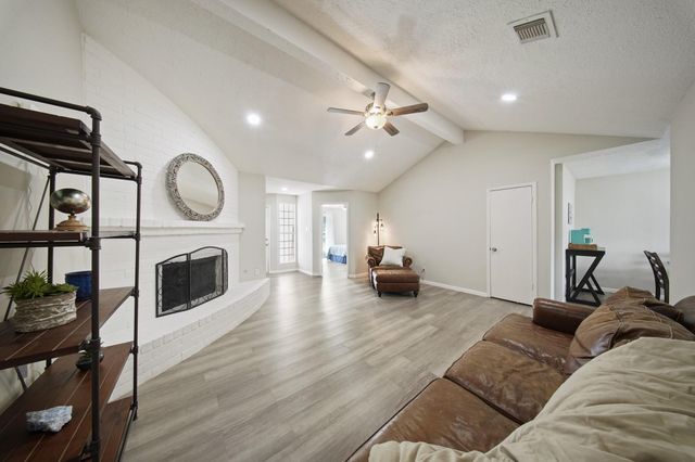 7410 San Lucas Drive, Houston, TX 77083