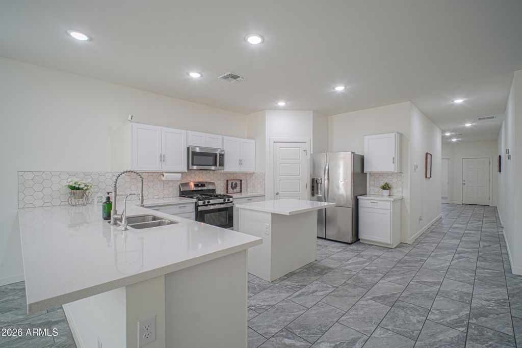 35281 W Santa Barbara Avenue, Maricopa, AZ 85138 — photo 3