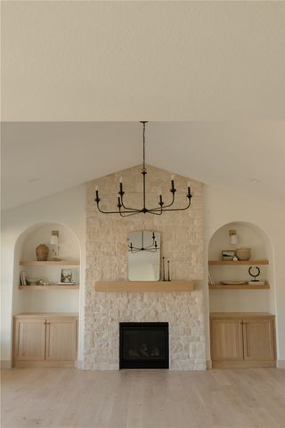 1523 Eagleview Drive, Fairfax, IA 52228