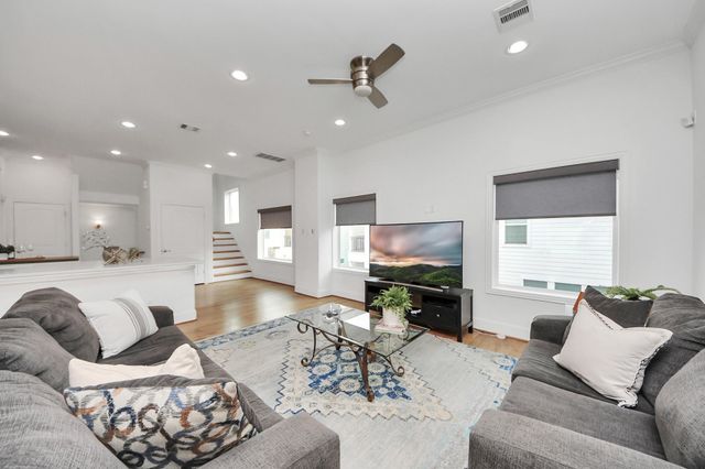 1628 W 24th Street, Houston, TX 77008