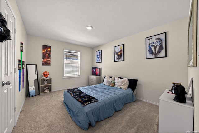 4037 Bermuda Ln, Seguin, TX 78155