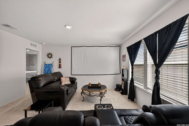 4037 Bermuda Ln, Seguin, TX 78155