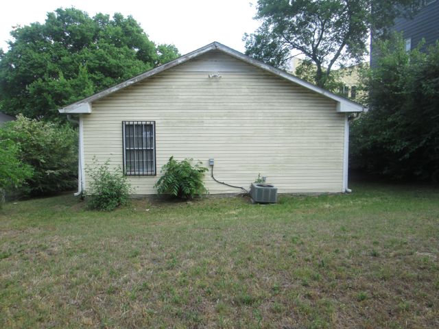 1206 Avondale Cir, Nashville, TN 37207