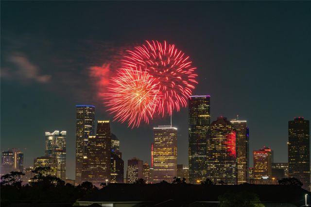 711 Memorial Heights Drive, Houston, TX 77007