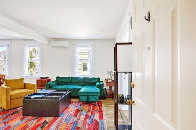 539 Lloyd Avenue 8, Providence, RI 02906