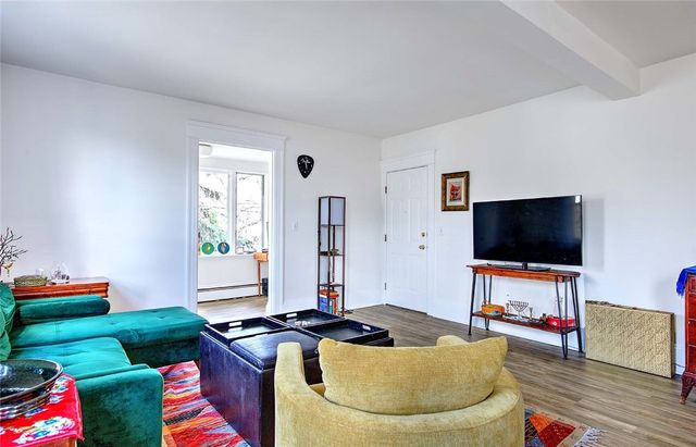 539 Lloyd Avenue 8, Providence, RI 02906