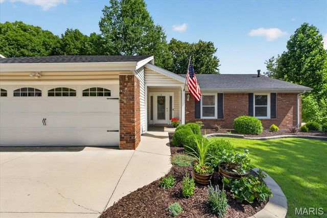 1471 Cherry Creek Lane, Manchester, MO 63021