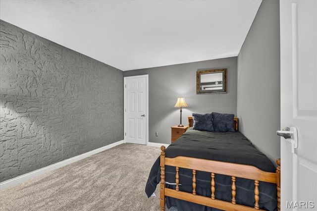 1471 Cherry Creek Lane, Manchester, MO 63021