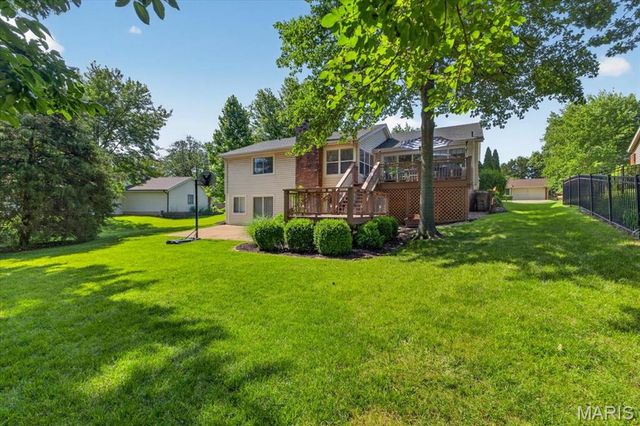 1471 Cherry Creek Lane, Manchester, MO 63021