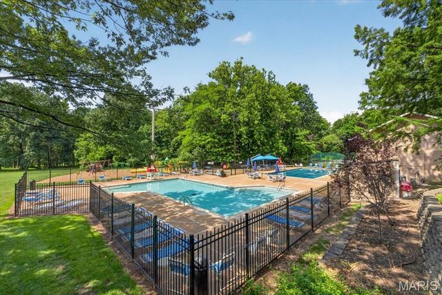 1471 Cherry Creek Lane, Manchester, MO 63021