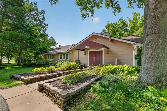 1471 Cherry Creek Lane, Manchester, MO 63021