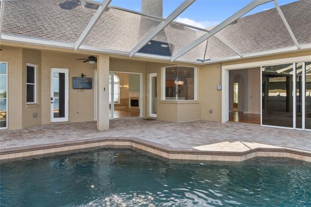 220 RUBY LAKE LANE, Winter Haven, FL 33884