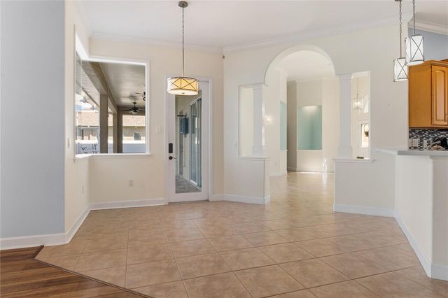 220 RUBY LAKE LANE, Winter Haven, FL 33884