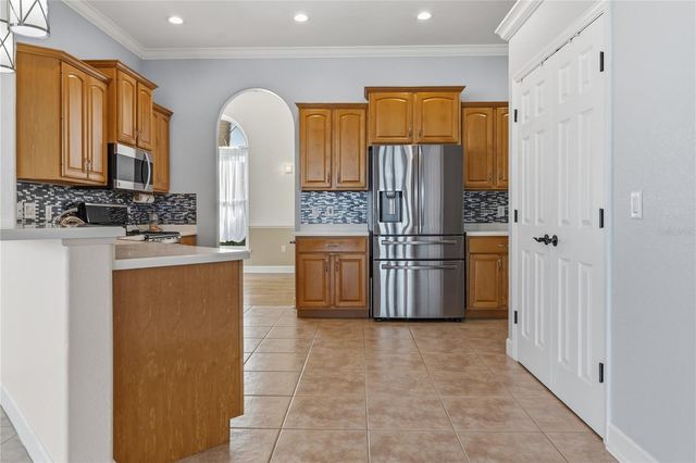 220 RUBY LAKE LANE, Winter Haven, FL 33884