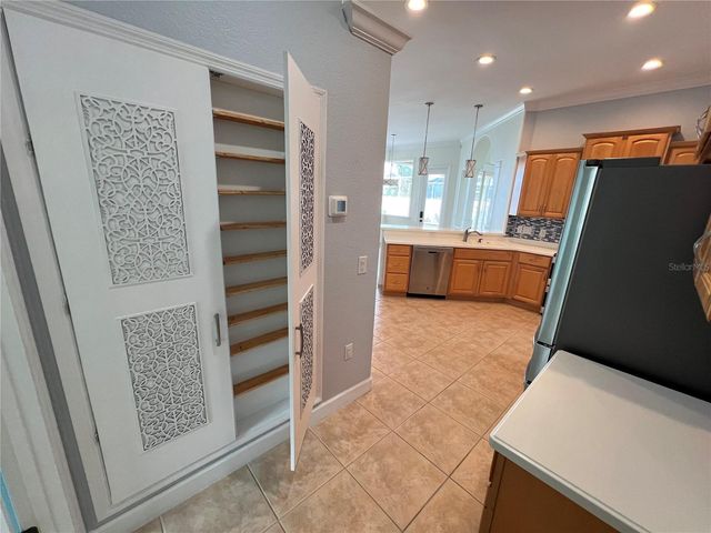 220 RUBY LAKE LANE, Winter Haven, FL 33884