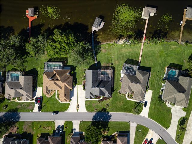220 RUBY LAKE LANE, Winter Haven, FL 33884